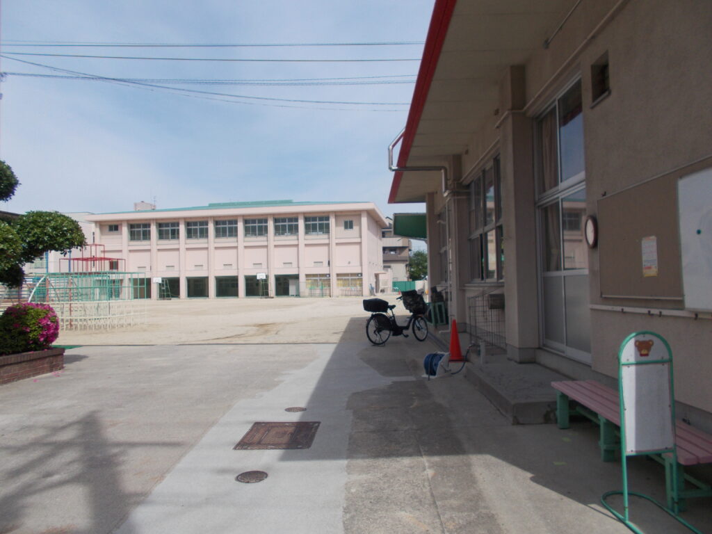 東中本小学校体育館増築