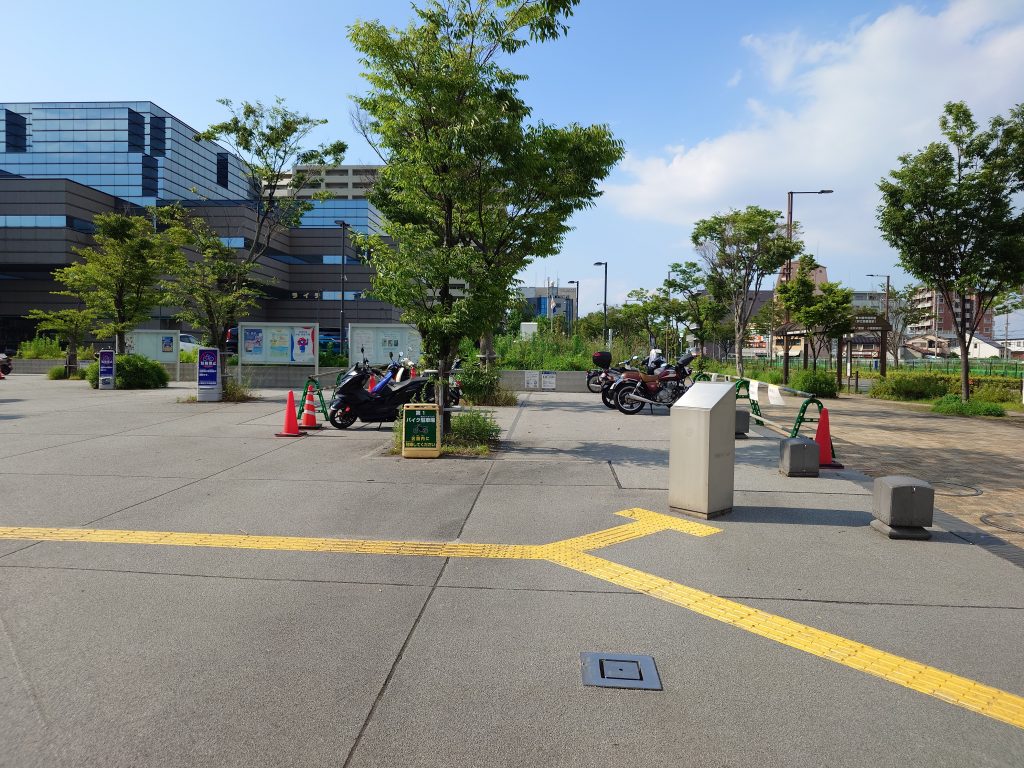 大阪府立中央図書館書庫整備改修